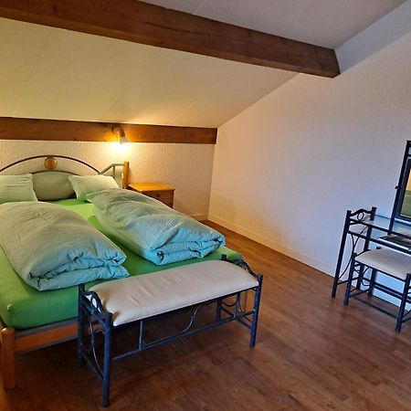 Lieux-Au-Lac Augignac Ngoại thất bức ảnh