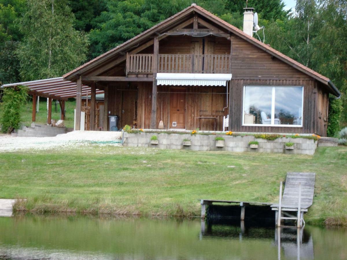 Lieux-Au-Lac Augignac Ngoại thất bức ảnh